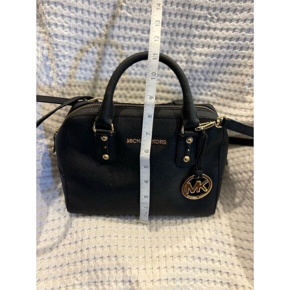 Michael Kors Black Leather Dome Satchel Medium Handbag Gold Accents Purse - Picture 5 of 12